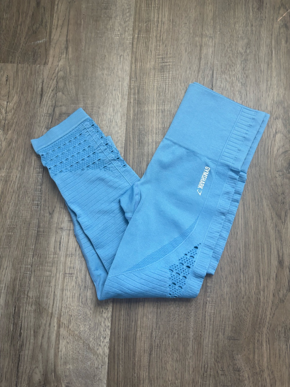NWOT Gymshark Small Light Blue Seamless High-Waist Capri leggings